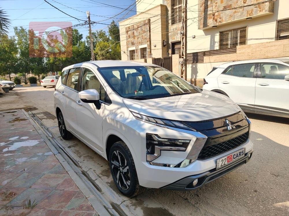 ميتسوبيشي اكسباندر